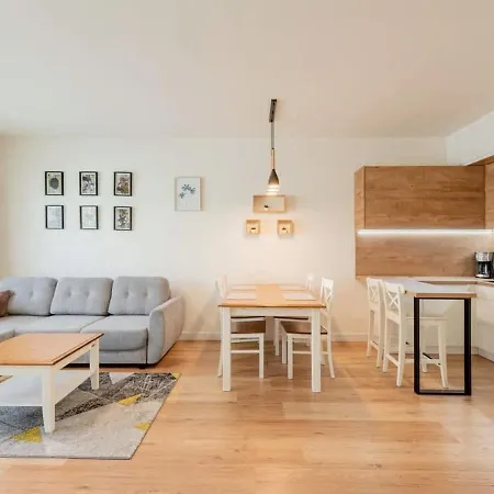 Cozy Near The With Parking And Balcony In By Renters * Pogorzelica (Gmina Rewal)